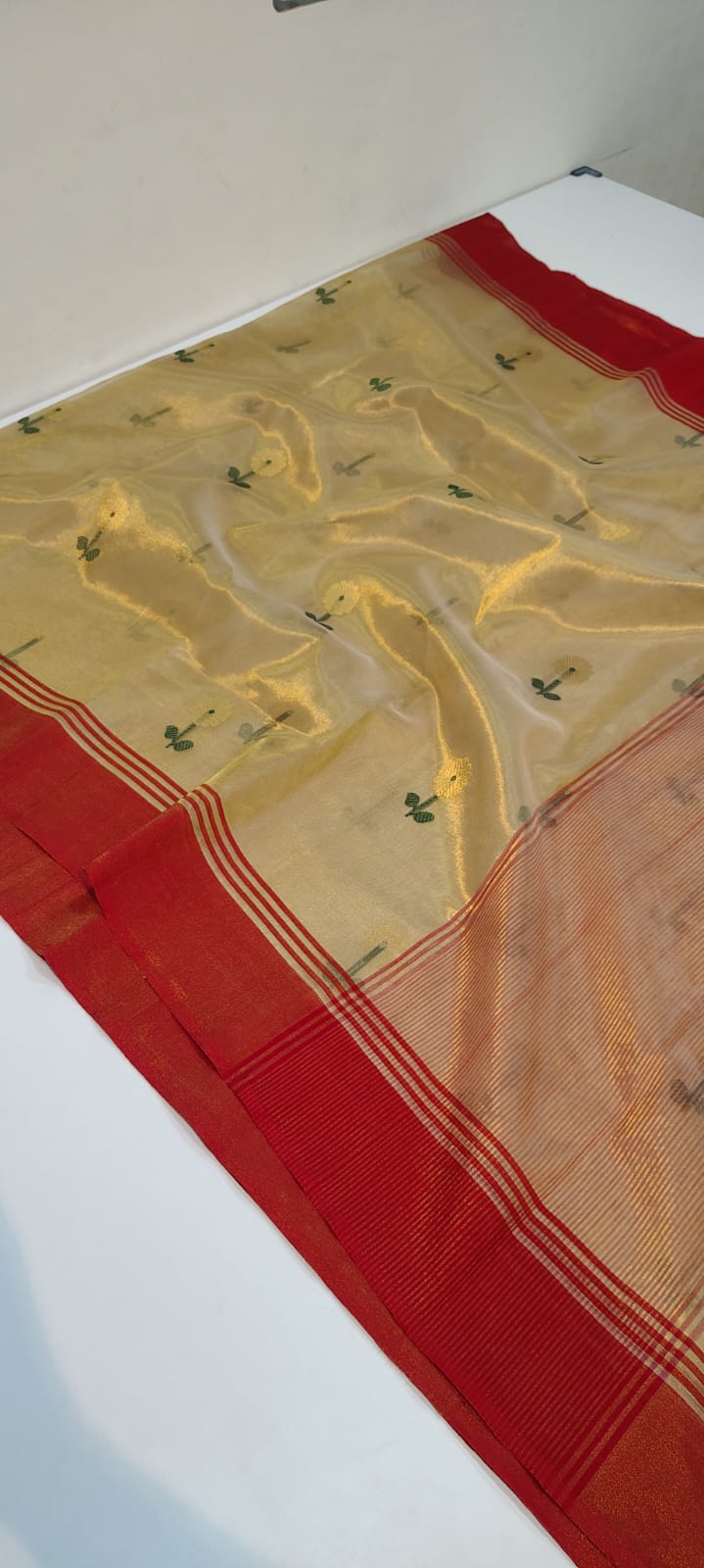 Champagne Gold Chanderi Tissue Silk Saree with Forest Green Leaf Motifs - Image 4